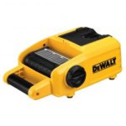 Акумулаторен фенер DeWALT DCL060