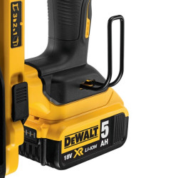 Такер акумулаторен DeWALT DCN890P2