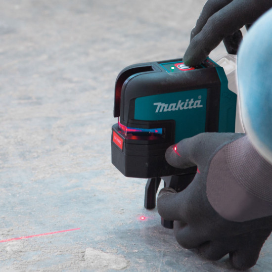 Линеен лазерен нивелир MAKITA SK106DZ, 1 m, 12 V